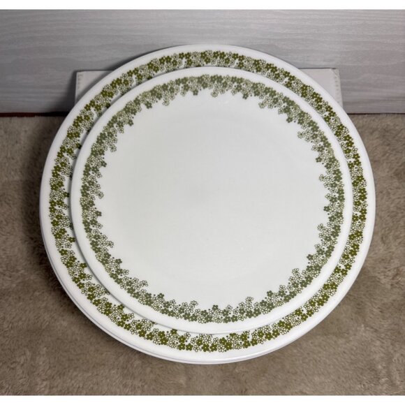Corelle Crazy Daisy Set 2 Each of Dinner & Salad Plates, Mugs and Small Bowls - Picture 3 of 12